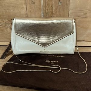 Beautiful Kate Spade Clutch with detachable chain